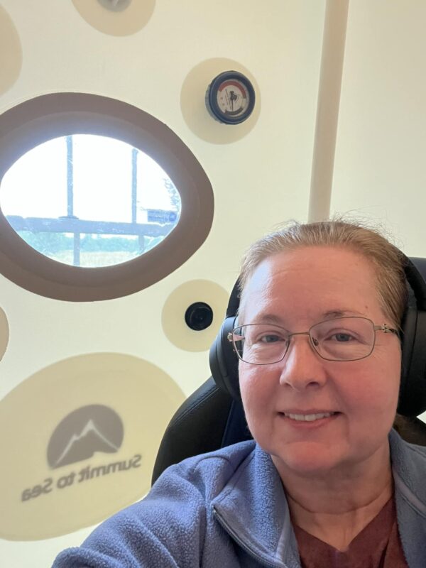 VERTICAL HYPERBARIC CHAMBER